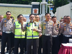 Kakorlantas soal Fenomena Tutup Nopol Hindari e-TLE, Kedepankan Penanganan Preventif