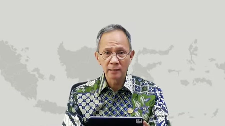 Ketua Dewan Komisioner Otoritas Jasa Keuangan OJK, Mahendra Siregar saat Konferensi Pers Asesmen Sektor Jasa Keuangan dan Kebijakan OJK Hasil RDKB September 2025. (YouTube/OJK)