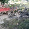 Foto UGC ini milik pengguna Facebook Yebaw Hlyat Cee yang diambil pada 7 Oktober 2025 dan diterima pada 8 Oktober menunjukkan kerusakan pada sebuah bangunan di sebelah lokasi serangan militer terhadap sebuah protes di kota Chaung U, Myanmar tengah. S