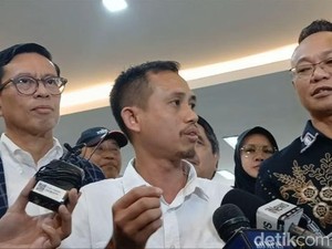Jokowi Mania Harap Kasus Ijazah Segera Tuntas, Desak Roy Suryo cs Tersangka