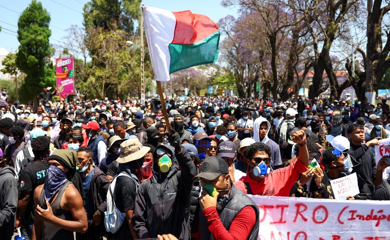 Ricuh demonstrasi di Antananarivo, Madagaskar, Kamis (9/10/2025). (REUTERS/Siphiwe Sibeko) Ricuh demonstrasi di Antananarivo, Madagaskar, Kamis (9/10/2025). (REUTERS/Siphiwe Sibeko)