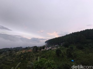 Ngopi Murah Meriah Sambil Menikmati Pemandangan Gunung Ciremai