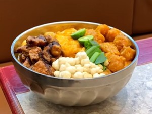 5 Tempat Makan Seblak Anti Mainstream, Lokasinya Ada di Gang sampai Mall