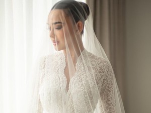 Video: Detail Gaun Pengantin Amanda Manopo