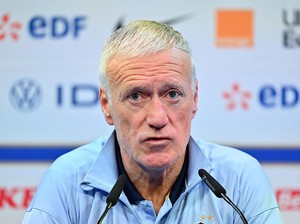 Didier Deschamps: Tekanan Ada di Spanyol