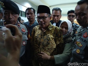 Hakim Kasasi Vonis Mantan Sekda NTB dan Rekanan Penjara 6 Tahun