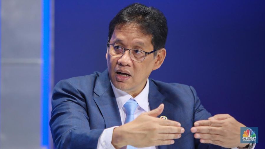 Menteri Keuangan Republik Indonesia, Purbaya Yudhi Sadewa menyampaikan pemaparan dalam program Squawk Box CNBC Indonesia di Jakarta, Jumat (10/10/2025). (CNBC Indonesia/Faisal Rahman)