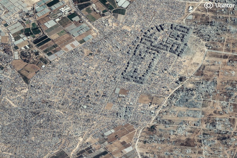 Citra satelit menunjukkan gambaran umum bangunan-bangunan yang hancur di Rafah, 10 Oktober 2025. (via REUTERS/Satellite image ©2025 Vantor)