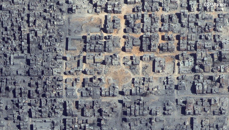 Citra satelit menunjukkan gambaran umum bangunan-bangunan yang hancur di Rafah, 10 Oktober 2025. (via REUTERS/Satellite image ©2025 Vantor)