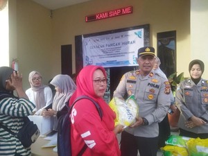 Bulog Sumsel Babel Pastikan 12.677 Ton Beras SPHP yang Disalurkan Berkualitas