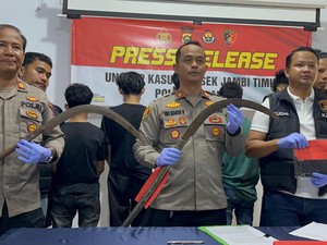 Polisi Tangkap 9 Remaja Geng Motor yang Tawuran Pakai Sajam di Jambi