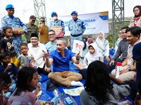 Zulhas Turun Gunung ke Korban Kebakaran Pengadegan, Beri Bantuan Ini