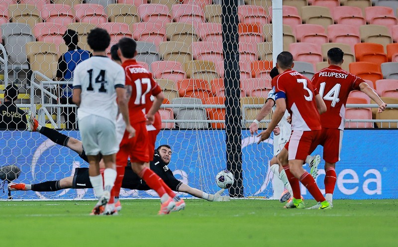 Timnas Indonesia menelan kekalahan melawan Irak dengan skor tipis 1-0 di laga lanjutan Grup B babak keempat Kualifikasi Piala Dunia 2026 Zona Asia. (REUTERS/Stringer)