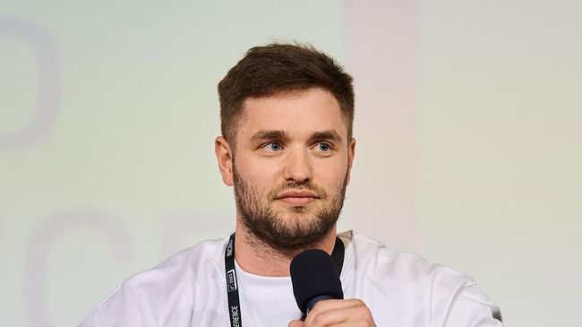 Pasar Crash, Influencer Kripto Konstantin Galish Tewas di Lamborghini