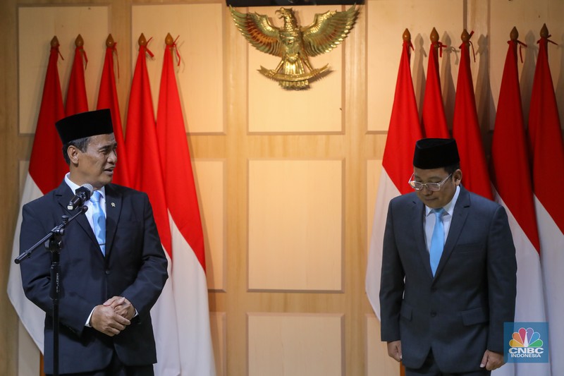 Kepala Bapanas Andi Amran Sulaiman saat acara serah terima jabatan (sertijab) di Kantor Bapanas, Jakarta, Senin (13/10/2025). (CNBC Indonesia/Faisal Rahman)
