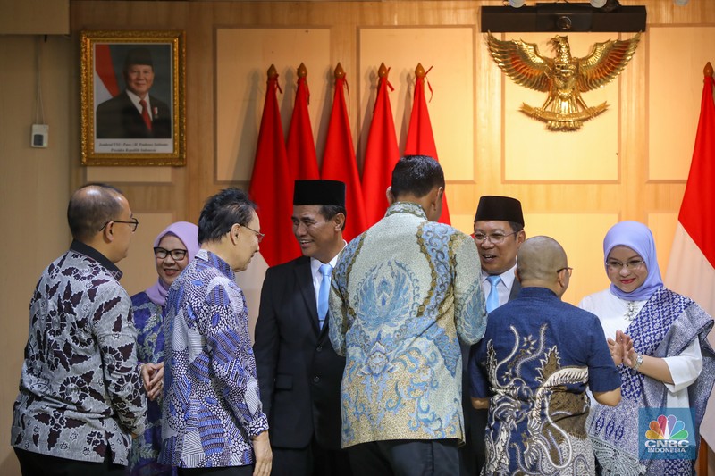 Kepala Bapanas Andi Amran Sulaiman saat acara serah terima jabatan (sertijab) di Kantor Bapanas, Jakarta, Senin (13/10/2025). (CNBC Indonesia/Faisal Rahman)