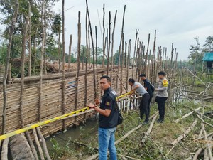 Mayat Pria Tanpa Identitas Ditemukan Tersangkut di Corong Perangkap Ikan di Muba