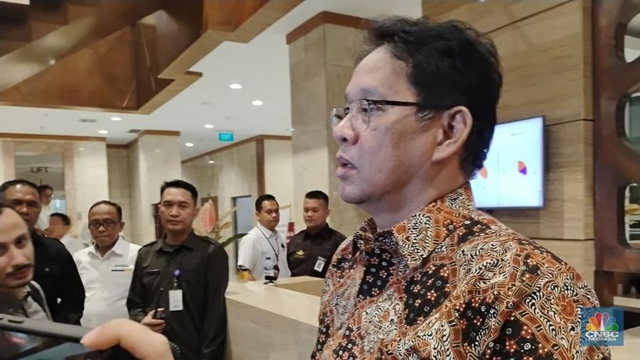 Menteri Keuangan Purbaya Yudhi Sadewa dalam Investor Meeting dengan Menteri Keuangan di Gedung Pusat Direktorat Jenderal Pajak (DJP), Senin (13/10/2025). (CNBC Indonesia/Arrijal Rachman)
