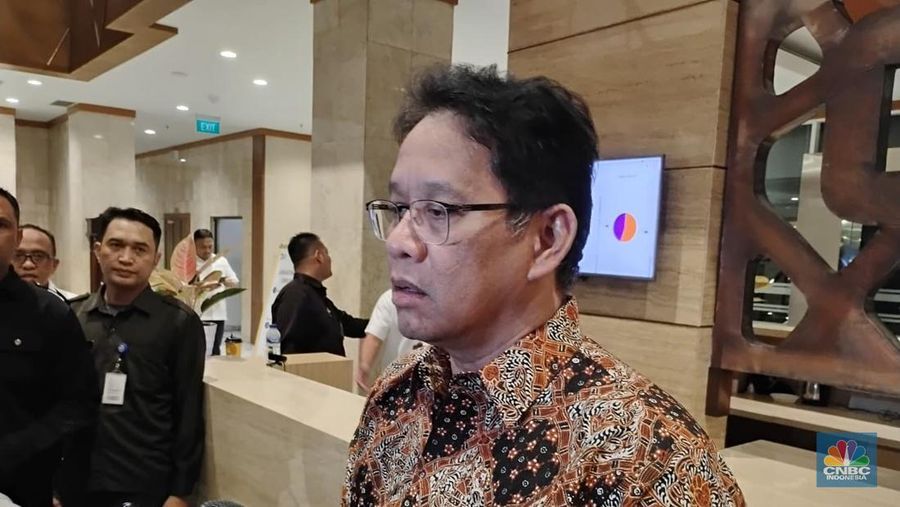 Menteri Keuangan Purbaya Yudhi Sadewa dalam Investor Meeting dengan Menteri Keuangan di Gedung Pusat Direktorat Jenderal Pajak (DJP), Senin (13/10/2025). (CNBC Indonesia/Arrijal Rachman)