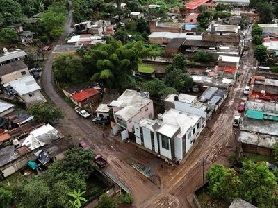 Hujan Deras Berhari-hari, 44 Orang Tewas Tersapu Banjir dan Longsor