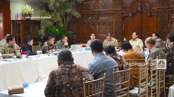 Prabowo Gelar Ratas di Kertanegara, Bahas Sistem Keuangan-Perbankan