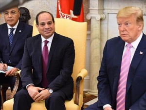 Trump Tiba di Mesir Jelang Pimpin KTT Perdamaian Gaza, Disambut El-Sisi