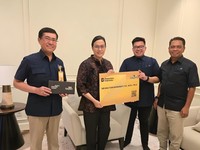 TASPEN Serahkan Manfaat Pensiun & THT ke Sri Mulyani