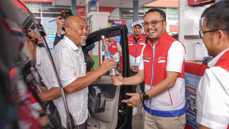Dirut Pertamina Patra Niaga Mars Ega di SPBU
