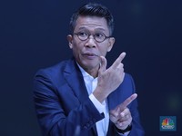 Punya Kontribusi Besar, DPR Ungkap Industri Jasa Keuangan Butuh Ini!