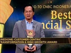 KrediOne Raih "Customer Centric Transformation & High Growth Award"