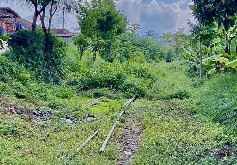 Penampakan Rel Mati Cipatat-Padalarang yang Mau Dihidupkan Dedi Mulyadi. Penampakan Rel Mati Cipatat-Padalarang yang Mau Dihidupkan Dedi Mulyadi. (Dok. KAI Daop 2)
