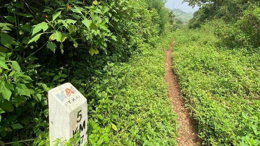 Penampakan Rel Mati Cipatat-Padalarang yang Mau Dihidupkan Dedi Mulyadi. (Dok. KAI Daop 2)