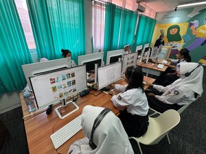 SMPN 35 Bandung Punya Ruang Baca Digital, Belajar Jadi Lebih Seru