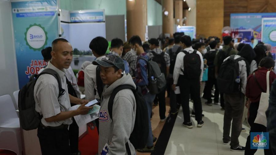 Suasana acara Jakarta Job Fest 2025 yang diselenggarakan di Gedung Serbaguna Gelora Sunter, Jakarta, Selasa (14/10/2025). (CNBC Indonesia/Muhammad Sabki) Suasana acara Jakarta Job Fest 2025 yang diselenggarakan di Gedung Serbaguna Gelora Sunter, Jakarta, Selasa (14/10/2025). (CNBC Indonesia/Muhammad Sabki)
