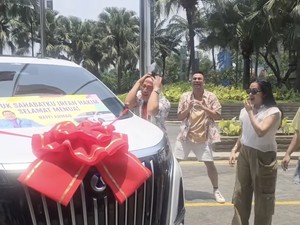 Raffi Ahmad Kasih Irfan Hakim Mobil Mewah, Ini Harga-Sekilas Spesifikasinya