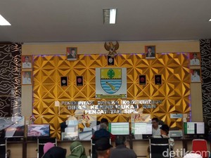 Disdukcapil Cirebon: Stok Blangko e-KTP Aman hingga Akhir 2025