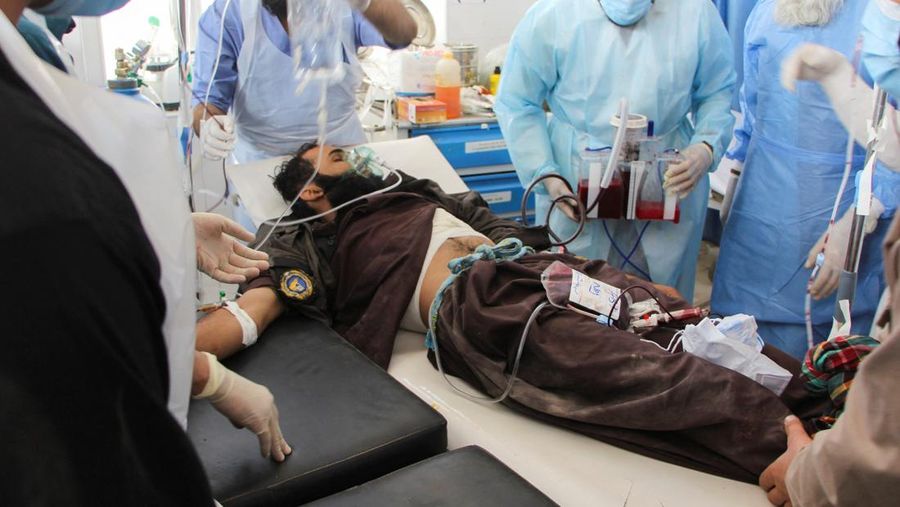 Konflik di perbatasan Afghanistan dan Pakistan kembali memanas, puluhan orang di kedua pihak tewas. Konflik di perbatasan Afghanistan dan Pakistan kembali memanas, puluhan orang di kedua pihak tewas. (REUTERS/Stringer)