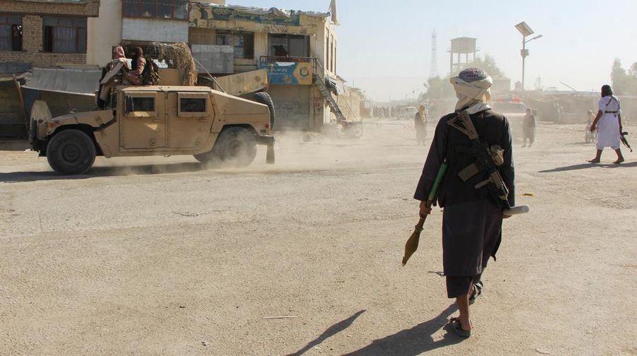 Konflik di perbatasan Afghanistan dan Pakistan kembali memanas, puluhan orang di kedua pihak tewas. (REUTERS/Stringer)