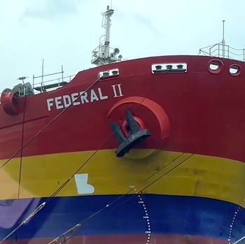Potret Kapal Tanker Terbakar-Meledak di Batam, Tewaskan 10 Pekerja