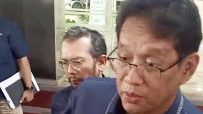 Tolak APBN Bayar Utang Whoosh, Purbaya: Duit Danantara Banyak