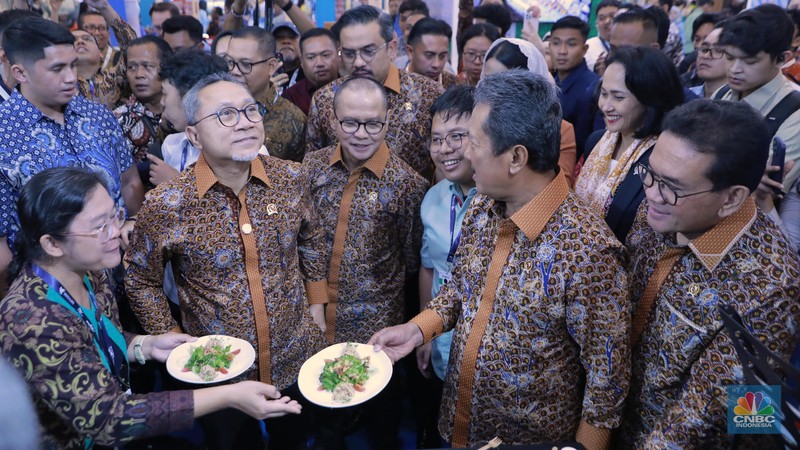 Suasana jelang Opening Ceremony Trade Expo Indonesia (TEI) 2025 di ICE BSD, Kabupaten Tangerang, Banten, Rabu (15/10/2025). Suasana jelang Opening Ceremony Trade Expo Indonesia (TEI) 2025 di ICE BSD, Kabupaten Tangerang, Banten, Rabu (15/10/2025). (CNBC Indonesia/Faisal Rahman)