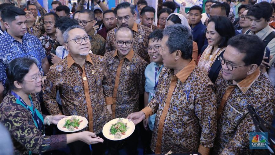 Suasana jelang Opening Ceremony Trade Expo Indonesia (TEI) 2025 di ICE BSD, Kabupaten Tangerang, Banten, Rabu (15/10/2025). (CNBC Indonesia/Faisal Rahman)