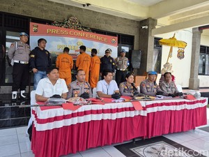 Video: Konflik Anggota Komunitas Jeep di Bangli, 2 Tewas