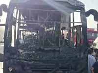Potret Bus Penuh Penumpang Tiba-TIba Terbakar, 20 Orang Tak Selamat