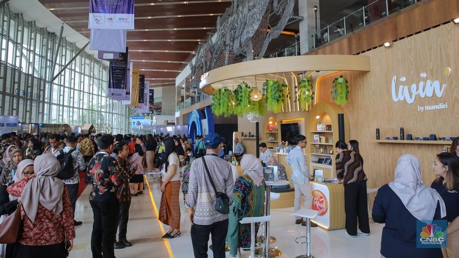 Suasana jelang Opening Ceremony Trade Expo Indonesia (TEI) 2025 di ICE BSD, Kabupaten Tangerang, Banten, Rabu (15/10/2025). (CNBC Indonesia/Faisal Rahman)