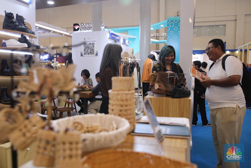 Suasana jelang Opening Ceremony Trade Expo Indonesia (TEI) 2025 di ICE BSD, Kabupaten Tangerang, Banten, Rabu (15/10/2025). Suasana jelang Opening Ceremony Trade Expo Indonesia (TEI) 2025 di ICE BSD, Kabupaten Tangerang, Banten, Rabu (15/10/2025). (CNBC Indonesia/Faisal Rahman)