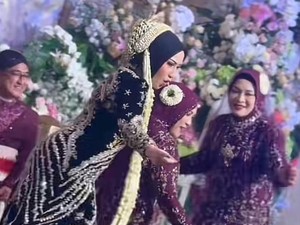 Viral Bukti Menantu dan Mertua Bisa Akur, Joget Heboh di Pesta Pernikahan