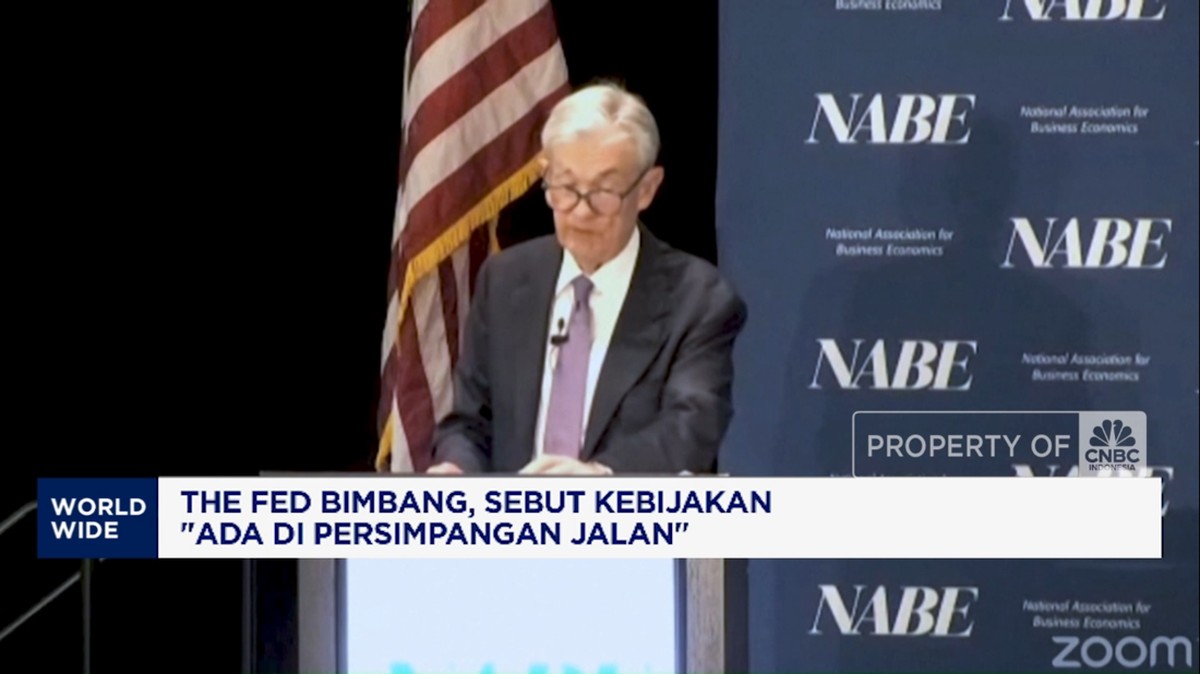 Video: The Fed Bimbang, Sebut Kebijakan "Ada di Persimpangan Jalan"