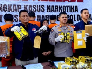 Senjata Mematikan Diamankan dari Komplotan Narkoba Golden Triangle