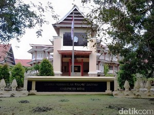 Aduan Mosi Tidak Percaya ke Ketua DPRD Bone Diambil Alih Badan Kehormatan